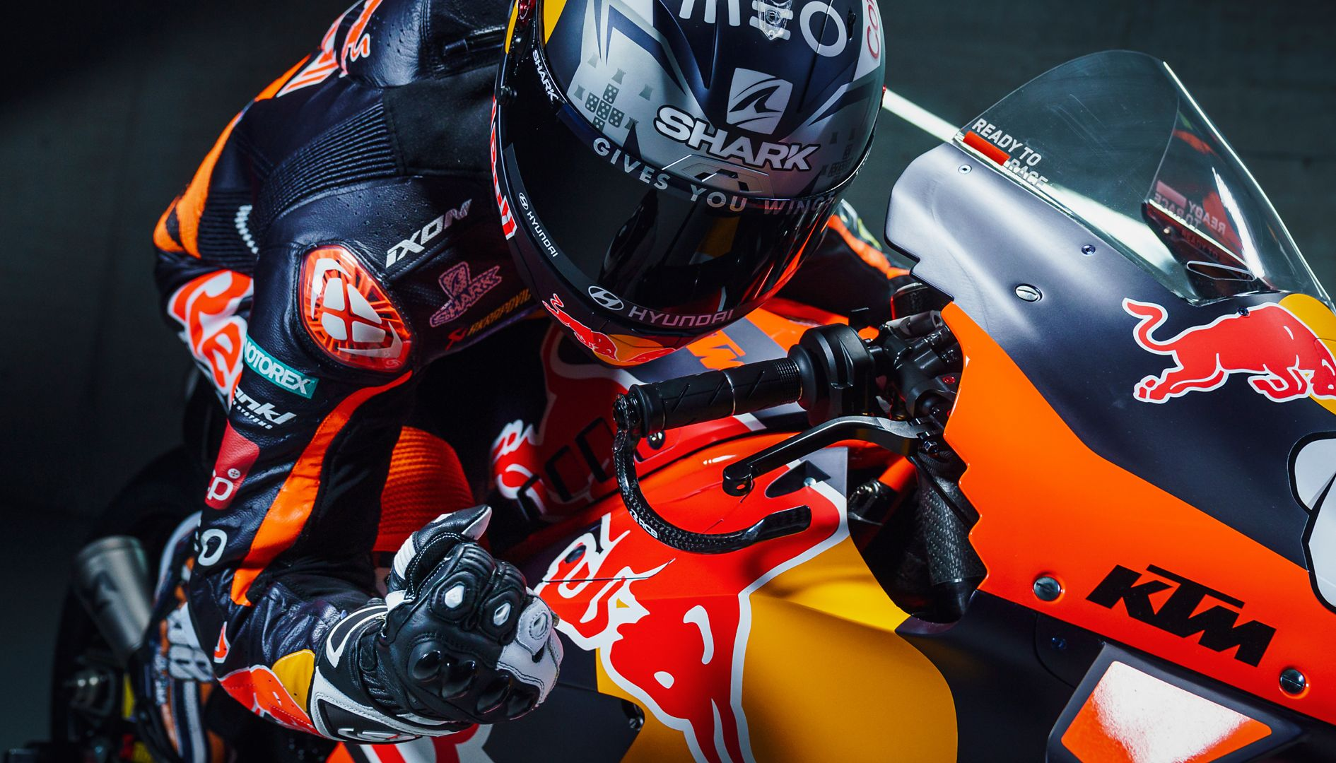  ¡COMPRA UNA KTM DUKE Y LLÉVATE DOS ENTRADAS GRATIS PARA EL GP DE CATALUÑA!